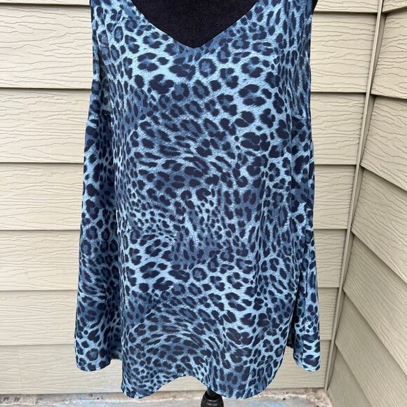 Torrid 3 ( 22-24 3X) women’s spaghetti strap halter/tank top with straps, - Picture 2 of 8